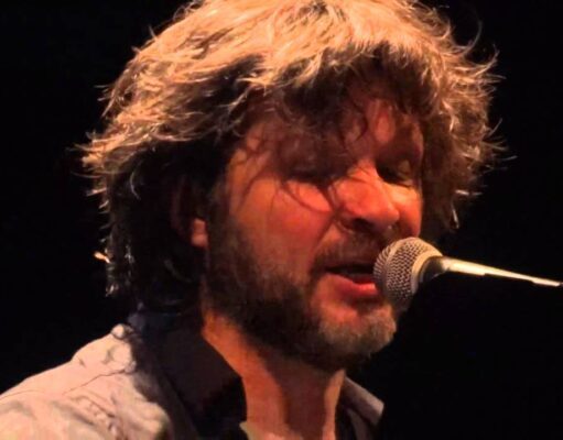 Il lato oscuro di Bertrand Cantat cantante dei Noir Désir Foto che raffigura il cantante dei Noir Désir