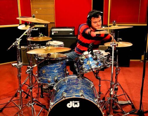 Musicista disabile suona Red Hot Chili Peppers