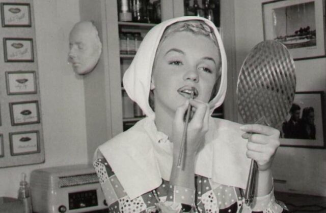 Marilyn2-by_Cronenweth il-segreto-di-marilyn-monroe