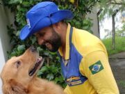 Il Postino che si fa i selfie con gli animali