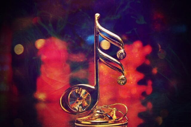 Quali-sono-le-canzoni-di-Natale-che-guadagnano-di più