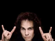 Il gesto delle corna nel Rock: come è nato? il-gesto-delle-corna-nel-rock