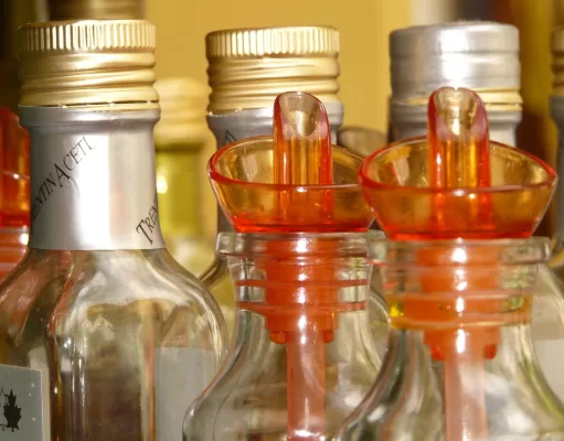 La differenza tra l’aceto per condimenti e l’aceto di alcol per la pulizia della casa differenza-aceto-di-alcol-e-aceto-per-condimenti