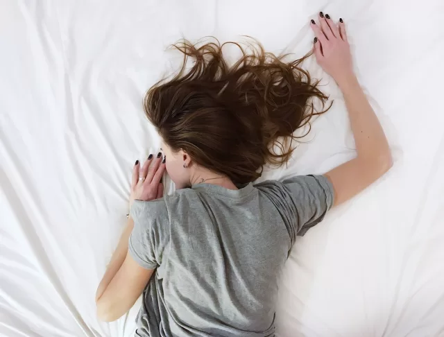 white-2565766_1280 sonno-e-invecchiamento
