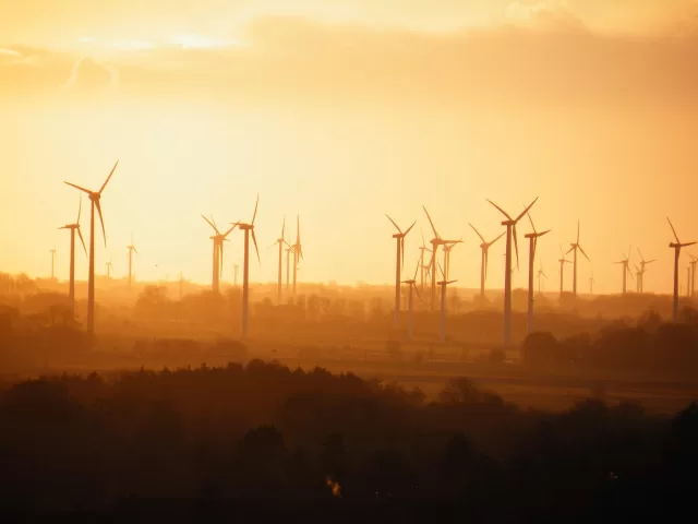 wind-turbines-2686454_1280 sardegna-colonia-energetica-chi-ci-guadagna