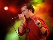 Tanti auguri a Mike Patton: l’arte di non avere confini l'estensione-vocale-di-mike-patton
