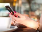 Basta sprechi: perché il futuro della telefonia è tra riparazioni e prezzi all’ingrosso mercato-smarpthone-vincono-le-riparazioni