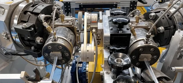 processo-di-estrusione-della-plastica