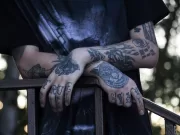 Tatuaggi e concorsi pubblici: perché il laser non ti salva dall’esclusione dalle forze di Polizia tatuaggi-e-concorsi-pubblici