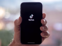 I dialetti italiani scompaiono, ma i social ne conservano tracce inestimabili scaricare-video-da-tiktok