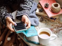 Social: potrebbe scattare il divieto fino ai 13 anni EU-KIDS-ACT